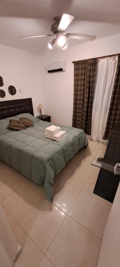 Departamento Temporario - Barrio San Isidro Villa Allende Esterno foto
